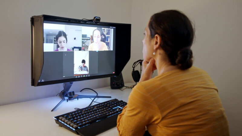 Video conferencing - Communication with Students